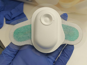 A Disposable Holter Monitoring Device